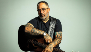 Image of Aaron Lewis Acoustic Tour
